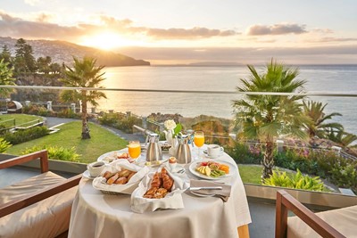 Les Suites at The Cliff Bay - Madeira Island - Room Service